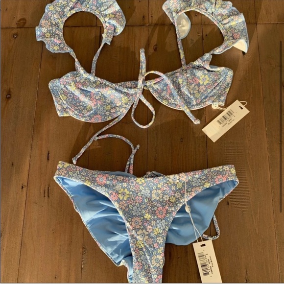 Frankie’s Bikini set. Birdie top and Foxy cheeky bottoms. - Picture 2 of 4
